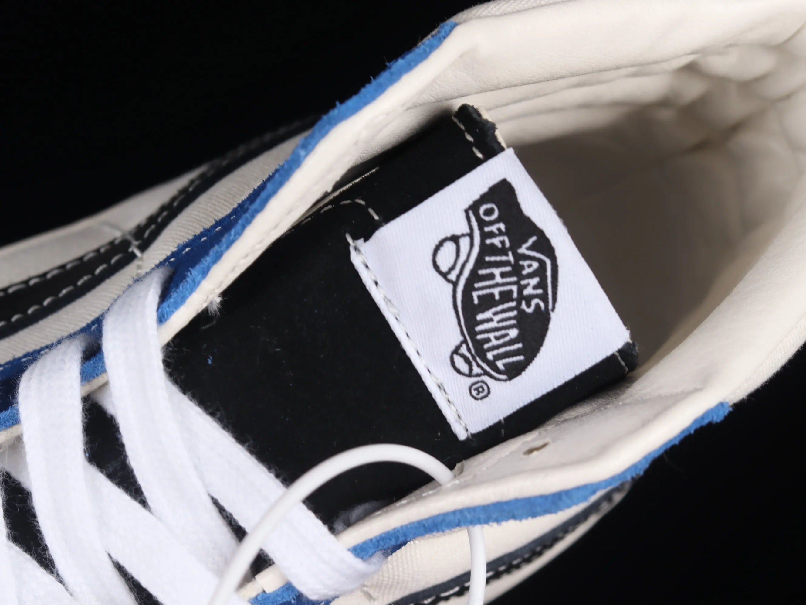 All categories Vans Vans series Vans Hi Vans high-top Vans SK8-Hi Anaheim series Vans official blue and white color matching high-top vulcanized sneakers VN0A4BVB21R